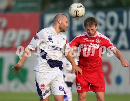 Fussball Regionalliga. SAK gegen Vorwaerts Steyr. Christian Dlopst, (SAK),  Alexander Staudecker (Vorwaerts Steyr). Klagenfurt, 12.5.2015.
Foto: Kuess
---
pressefotos, pressefotografie, kuess, qs, qspictures, sport, bild, bilder, bilddatenbank