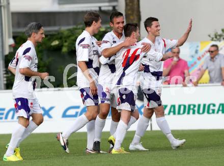 Fussball Regionalliga. SAK gegen Vorwaerts Steyr. Torjubel Dejan Podbreznik, Tilen Kompan, Murat Veliu (SAK). Klagenfurt, 12.5.2015.
Foto: Kuess
---
pressefotos, pressefotografie, kuess, qs, qspictures, sport, bild, bilder, bilddatenbank