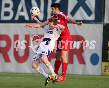 Fussball Regionalliga. SAK gegen Vorwaerts Steyr. Uros Roser, (SAK),  Daniel Petrovic (Vorwaerts Steyr). Klagenfurt, 12.5.2015.
Foto: Kuess
---
pressefotos, pressefotografie, kuess, qs, qspictures, sport, bild, bilder, bilddatenbank