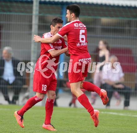 Fussball Regionalliga. SAK gegen Vorwaerts Steyr.  Torjubel Dragan Dimic, Daniel Petrovic  (Vorwaerts Steyr). Klagenfurt, 12.5.2015.
Foto: Kuess
---
pressefotos, pressefotografie, kuess, qs, qspictures, sport, bild, bilder, bilddatenbank