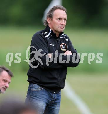 Fussball Kaerntner Liga. Maria Saal gegen Spittal/Drau. Trainer Mario Brenter   (Spittal). Maria Saal, am 13.5.2015.
Foto: Kuess
---
pressefotos, pressefotografie, kuess, qs, qspictures, sport, bild, bilder, bilddatenbank