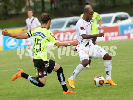 Fussball Bundesliga. RZ Pellets WAC gegen SK Puntigamer Sturm Graz.  Silvio De Oliveira, (WAC), Michael Madl  (Graz). Wolfsberg, am 16.5.2015.
Foto: Kuess

---
pressefotos, pressefotografie, kuess, qs, qspictures, sport, bild, bilder, bilddatenbank