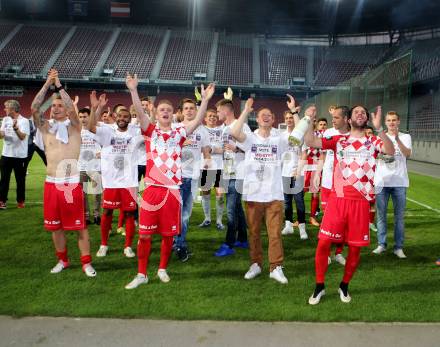 Fussball Regionalliga. SK Austria Klagenfurt gegen Kalsdorf. Meisterjubel Austria. Klagenfurt, 16.5.2015.
Foto: Kuess
---
pressefotos, pressefotografie, kuess, qs, qspictures, sport, bild, bilder, bilddatenbank