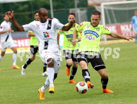 Fussball Bundesliga. RZ Pellets WAC gegen SK Puntigamer Sturm Graz.  Silvio De Oliveira, (WAC), Lukas Spendlhofer (Graz). Wolfsberg, am 16.5.2015.
Foto: Kuess

---
pressefotos, pressefotografie, kuess, qs, qspictures, sport, bild, bilder, bilddatenbank