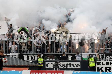 Fussball Bundesliga. RZ Pellets WAC gegen SK Puntigamer Sturm Graz.  Fans. Wolfsberg, am 16.5.2015.
Foto: Kuess

---
pressefotos, pressefotografie, kuess, qs, qspictures, sport, bild, bilder, bilddatenbank