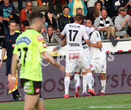 Fussball Bundesliga. RZ Pellets WAC gegen SK Puntigamer Sturm Graz.  Torjubel Manuel Kerhe, Joachim Standfest, Daniel Drescher (WAC). Wolfsberg, am 16.5.2015.
Foto: Kuess

---
pressefotos, pressefotografie, kuess, qs, qspictures, sport, bild, bilder, bilddatenbank