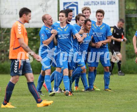 Fussball Unterliga Ost. DSG Sele Zell gegen Globasnitz. Torjubel Sele Zell. Zell, am 17.5.2015.
Foto: Kuess
---
pressefotos, pressefotografie, kuess, qs, qspictures, sport, bild, bilder, bilddatenbank