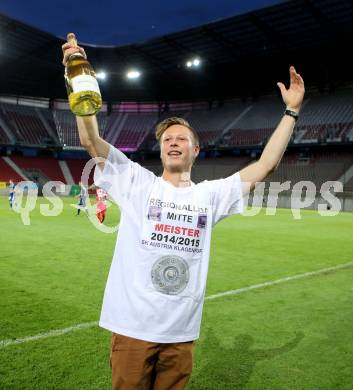 Fussball Regionalliga. SK Austria Klagenfurt gegen Kalsdorf. Fabian Miesenboeck (SK Austria Klagenfurt). Klagenfurt, 16.5.2015.
Foto: Kuess

---
pressefotos, pressefotografie, kuess, qs, qspictures, sport, bild, bilder, bilddatenbank