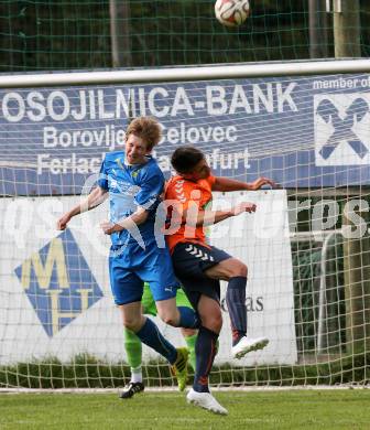 Fussball Unterliga Ost. DSG Sele Zell gegen Globasnitz. Simon Rustia, (Sele Zell),  Anze Pesl (Globasnitz). Zell, am 17.5.2015.
Foto: Kuess
---
pressefotos, pressefotografie, kuess, qs, qspictures, sport, bild, bilder, bilddatenbank