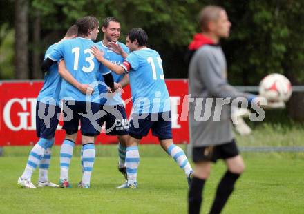 Fussball 2. Klasse C. Oberglan gegen Poertschach. Torjubel  (Oberglan). Oberglan, am 22.5.2015.
Foto: Kuess
---
pressefotos, pressefotografie, kuess, qs, qspictures, sport, bild, bilder, bilddatenbank