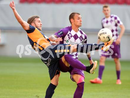 Fussball Regionalliga. SK Austria KLagenfurt gegen Wallern. Rajko Rep,  (Austria), Michael Schildberger (Wallern). KLagenfurt, am 29.5.2015.
Foto: Kuess
---
pressefotos, pressefotografie, kuess, qs, qspictures, sport, bild, bilder, bilddatenbank