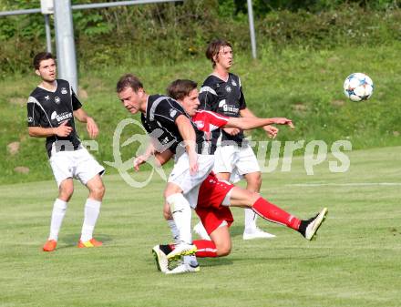 Fussball. Unterliga Ost. Ludmannsdorf gegen KAC 1909. Markus Partl (Ludmannsdorf), David Rass, Laslo Rozgonji, Michael Eisterlehner, (KAC 1909). Ludmannsdorf, 31.5.2015.
Foto: Kuess
---
pressefotos, pressefotografie, kuess, qs, qspictures, sport, bild, bilder, bilddatenbank