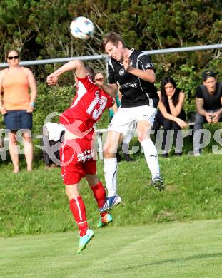 Fussball. Unterliga Ost. Ludmannsdorf gegen KAC 1909. Michael Augustin Jakopitsch (Ludmannsdorf), Bernhard Karre (KAC 1909). Ludmannsdorf, 31.5.2015.
Foto: Kuess
---
pressefotos, pressefotografie, kuess, qs, qspictures, sport, bild, bilder, bilddatenbank