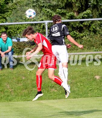 Fussball. Unterliga Ost. Ludmannsdorf gegen KAC 1909. Markus Partl (Ludmannsdorf), Michael Eisterlehner (KAC 1909). Ludmannsdorf, 31.5.2015.
Foto: Kuess
---
pressefotos, pressefotografie, kuess, qs, qspictures, sport, bild, bilder, bilddatenbank