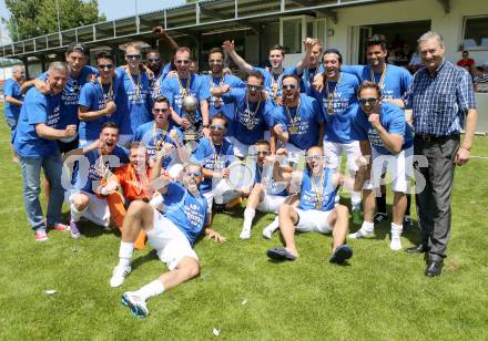 Fussball Kaerntner Liga. Annabichler SV gegen ATUS Ferlach. Meisterjubel.  (ASV). Annabichl, am 7.6.2015.
Foto: Kuess
---
pressefotos, pressefotografie, kuess, qs, qspictures, sport, bild, bilder, bilddatenbank