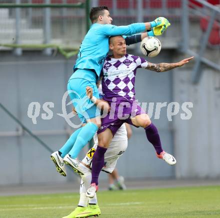 Fussball Regionalliga. Aufstiegs Play Off. SK Austria Klagenfurt gegen Parndorf. Rajko Rep,  (Austria), Stefan Krell (Parndorf). KLagenfurt, am 9.6.2015.
Foto: Kuess
---
pressefotos, pressefotografie, kuess, qs, qspictures, sport, bild, bilder, bilddatenbank