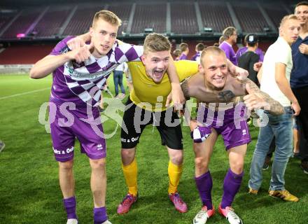 Fussball Regionalliga. Aufstiegs Play Off. SK Austria Klagenfurt gegen Parndorf. Jubel Patrik Eler, Filip Dmitrovic, Rajko Rep (Austria). KLagenfurt, am 9.6.2015.
Foto: Kuess
---
pressefotos, pressefotografie, kuess, qs, qspictures, sport, bild, bilder, bilddatenbank