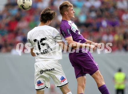 Fussball Regionalliga. Aufstiegs Play Off. SK Austria Klagenfurt gegen Parndorf. Patrik Eler,  (Austria),  Felix Wendelin (Parndorf). KLagenfurt, am 9.6.2015.
Foto: Kuess
---
pressefotos, pressefotografie, kuess, qs, qspictures, sport, bild, bilder, bilddatenbank