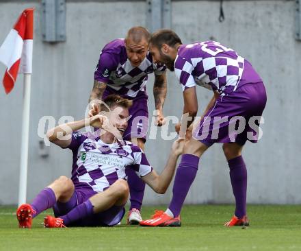 Fussball Regionalliga. Aufstiegs Play Off. SK Austria Klagenfurt gegen Parndorf. Torjubel Patrik Eler, Rajko Rep, Ali Hamdemir (Austria). KLagenfurt, am 9.6.2015.
Foto: Kuess
---
pressefotos, pressefotografie, kuess, qs, qspictures, sport, bild, bilder, bilddatenbank