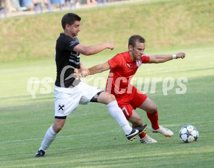 Fussball. Kaerntner Liga. Ferlach Atus gegen Gmuend. Martin Trattnig (Ferlach), Hannes Truskaller (Gmuend). Ferlach, 13.6.2015.
Foto: Kuess
---
pressefotos, pressefotografie, kuess, qs, qspictures, sport, bild, bilder, bilddatenbank