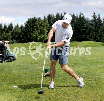 EBEL. Eishockey Bundesliga. Teambuilding VSV. Golf. Brock McBride. Tarvis, am 25.8.2014.
Foto: Kuess
---
pressefotos, pressefotografie, kuess, qs, qspictures, sport, bild, bilder, bilddatenbank