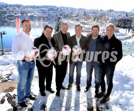 Fussball. Trainerfortbildung Kaerntner Fussballverband. Roland Goriupp, Fritz Driessler, Werner Lippitz, Hermann Stadler, Martin Kaiser, Heimo Pfeifenberger. Velden, am 31.1.2015.
Foto: Kuess
---
pressefotos, pressefotografie, kuess, qs, qspictures, sport, bild, bilder, bilddatenbank