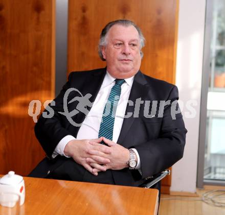 OEFB Generaldirektor Alfred Ludwig. Klagenfurt, 3.2.2015.
Foto: Kuess
---
pressefotos, pressefotografie, kuess, qs, qspictures, sport, bild, bilder, bilddatenbank