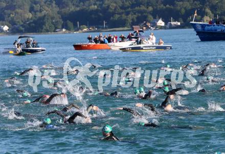 Ironman Austria. Schwimmstart, Schwimmen. Klagenfurt, am 28.6.2015.
Foto: Kuess
---
pressefotos, pressefotografie, kuess, qs, qspictures, sport, bild, bilder, bilddatenbank