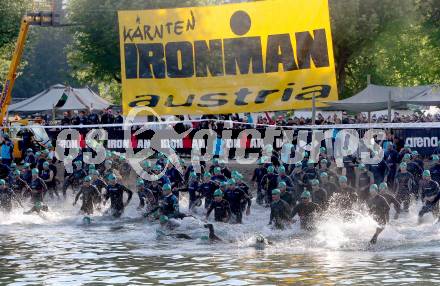 Ironman Austria. Schwimmstart, Schwimmen. Klagenfurt, am 28.6.2015.
Foto: Kuess
---
pressefotos, pressefotografie, kuess, qs, qspictures, sport, bild, bilder, bilddatenbank