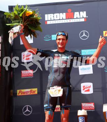 Ironman Austria. Ziel. Michael Weiss (AUT). Klagenfurt, am 28.6.2015.
Foto: Kuess
---
pressefotos, pressefotografie, kuess, qs, qspictures, sport, bild, bilder, bilddatenbank