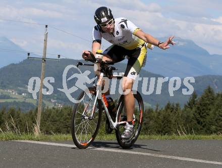 Ironman Austria. Radfahren. Thomas Angerer (AUT). Klagenfurt, am 28.6.2015.
Foto: Kuess
---
pressefotos, pressefotografie, kuess, qs, qspictures, sport, bild, bilder, bilddatenbank