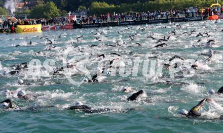 Ironman Austria. Schwimmstart, Schwimmen. Klagenfurt, am 28.6.2015.
Foto: Kuess
---
pressefotos, pressefotografie, kuess, qs, qspictures, sport, bild, bilder, bilddatenbank