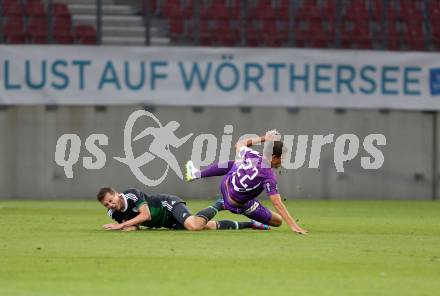 Fussball Testspiel. SK Austria Klagenfurt gegen Schalke 04. Matthias Arnold, (Austria Klagenfurt), Marcel Sobottka  (Schalke). Klagenfurt, am 8.7.2015.
Foto: Kuess
---
pressefotos, pressefotografie, kuess, qs, qspictures, sport, bild, bilder, bilddatenbank