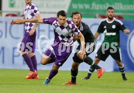 Fussball Testspiel. SK Austria Klagenfurt gegen Schalke 04. Bernd Kager,  (Austria Klagenfurt), Marco Hoeger (Schalke). Klagenfurt, am 8.7.2015.
Foto: Kuess
---
pressefotos, pressefotografie, kuess, qs, qspictures, sport, bild, bilder, bilddatenbank