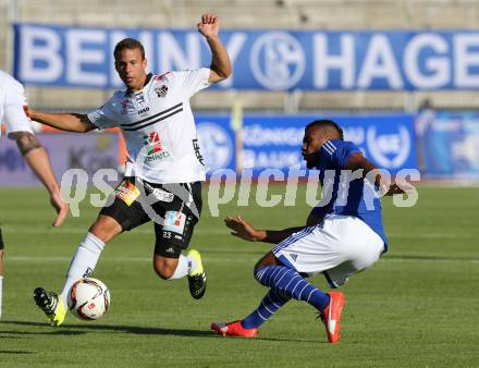 Fussball Testspiel. RZ Pellets WAC gegen Schalke 04. Peter Schernegg (WAC), Eric-Maxim Choupo-Moting (Schalke). Wolfsberg, am 10.7.2015.
Foto: Kuess
---
pressefotos, pressefotografie, kuess, qs, qspictures, sport, bild, bilder, bilddatenbank