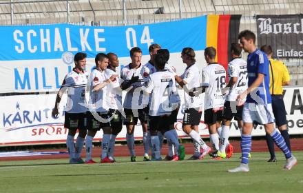 Fussball Testspiel. RZ Pellets WAC gegen Schalke 04. Torjubel (WAC). Wolfsberg, am 10.7.2015.
Foto: Kuess
---
pressefotos, pressefotografie, kuess, qs, qspictures, sport, bild, bilder, bilddatenbank