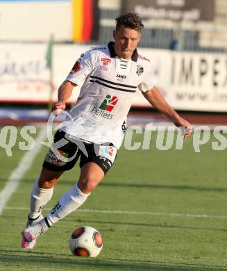 Fussball Testspiel. RZ Pellets WAC gegen Schalke 04. Christopher Wernitznig (WAC). Wolfsberg, am 10.7.2015.
Foto: Kuess
---
pressefotos, pressefotografie, kuess, qs, qspictures, sport, bild, bilder, bilddatenbank