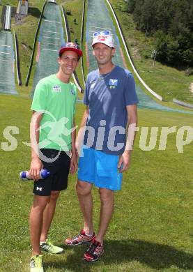 Schi Nordisch. Schispringen. Training OESV in der Villacher Alpenarena.  Gregor Schlierenzauer, Trainer Heinz Kuttin. Villach, am 30.6.2015.
Foto: Kuess
---
pressefotos, pressefotografie, kuess, qs, qspictures, sport, bild, bilder, bilddatenbank