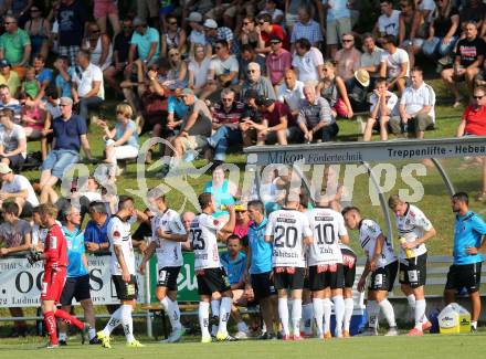 Fussball OEFB Cup. ASKOE Koettmannsdorf gegen RZ Pellets WAC.  Trinkpause. Koettmannsdorf, am 19.7.2015.
Foto: Kuess
---
pressefotos, pressefotografie, kuess, qs, qspictures, sport, bild, bilder, bilddatenbank