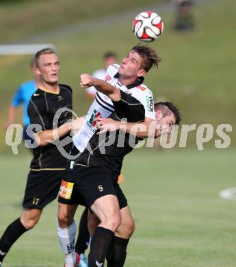 Fussball OEFB Cup. ASKOE Koettmannsdorf gegen RZ Pellets WAC.  Christoph Hubert Habith,  (Koettmannsdorf), Tadej Trdina (WAC). Koettmannsdorf, am 19.7.2015.
Foto: Kuess
---
pressefotos, pressefotografie, kuess, qs, qspictures, sport, bild, bilder, bilddatenbank