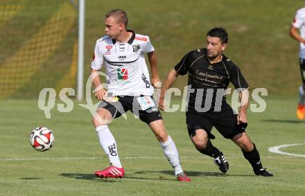 Fussball OEFB Cup. ASKOE Koettmannsdorf gegen RZ Pellets WAC.  Christian Sablatnig,  (Koettmannsdorf), Christoph Rabitsch (WAC). Koettmannsdorf, am 19.7.2015.
Foto: Kuess
---
pressefotos, pressefotografie, kuess, qs, qspictures, sport, bild, bilder, bilddatenbank