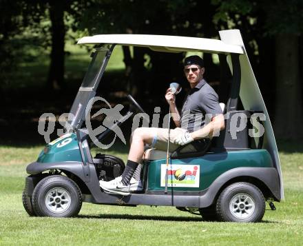 Lederhosen- und Trachten-Golfturnier. Michael Raffl.
Klopeiner See, 11. Juli 2015
Foto: Kuess
---
pressefotos, pressefotografie, kuess, qs, qspictures, sport, bild, bilder, bilddatenbank