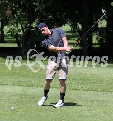 Lederhosen- und Trachten-Golfturnier: Michael Raffl.
Klopeiner See, 11. Juli 2015
Foto: Kuess
---
pressefotos, pressefotografie, kuess, qs, qspictures, sport, bild, bilder, bilddatenbank