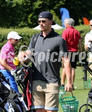 Lederhosen- und Trachten-Golfturnier: Michael Raffl.
Klopeiner See, 11. Juli 2015
Foto: Kuess
---
pressefotos, pressefotografie, kuess, qs, qspictures, sport, bild, bilder, bilddatenbank