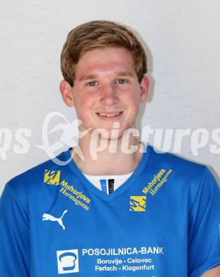 Fussball. Unterliga Ost. DSG Sele Zell. Simon Rustia. Sele Zell, 22.7.2015.
Foto: Kuess
---
pressefotos, pressefotografie, kuess, qs, qspictures, sport, bild, bilder, bilddatenbank