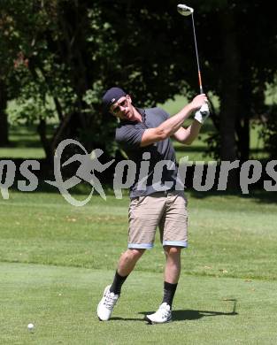 Lederhosen- und Trachten-Golfturnier: Michael Raffl.
Klopeiner See, 11. Juli 2015
Foto: Kuess
---
pressefotos, pressefotografie, kuess, qs, qspictures, sport, bild, bilder, bilddatenbank