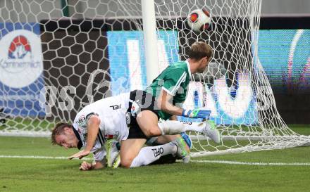 Fussball. UEFA Europa League 2015/2016. Second Qualifying Round. RZ Pellets WAC gegen FC Shakhtyor Soligorsk. Michael Sollbauer,  (WAC), Vladimir Bushma (Shakhtyor Soligorsk). Klagenfurt, am 23.7.2015.
Foto: Kuess
---
pressefotos, pressefotografie, kuess, qs, qspictures, sport, bild, bilder, bilddatenbank