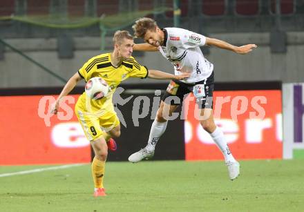 Fussball. UEFA Europa League 2015/2016. Second Qualifying Round. RZ Pellets WAC gegen FC Shakhtyor Soligorsk. Boris Huettenbrenner,  (WAC), Kirill Vergeichik (Shakhtyor Soligorsk). Klagenfurt, am 23.7.2015.
Foto: Kuess
---
pressefotos, pressefotografie, kuess, qs, qspictures, sport, bild, bilder, bilddatenbank