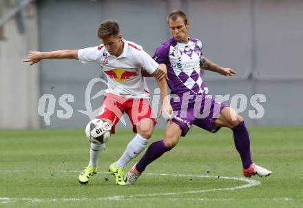 Fussball. Sky go Erste Liga. SK Austria Klagenfurt gegen FC Liefering. Rajko Rep, (Klagenfurt), Michael Brandner (Liefering). Klagenfurt, am 24.7.2015.
Foto: Kuess
---
pressefotos, pressefotografie, kuess, qs, qspictures, sport, bild, bilder, bilddatenbank