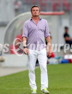 Fussball. Sky go Erste Liga. SK Austria Klagenfurt gegen FC Liefering. Trainer Manfred Bender (Klagenfurt). Klagenfurt, am 24.7.2015.
Foto: Kuess
---
pressefotos, pressefotografie, kuess, qs, qspictures, sport, bild, bilder, bilddatenbank